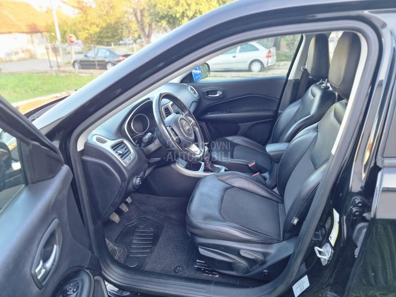 Jeep Compass LONGITUDE