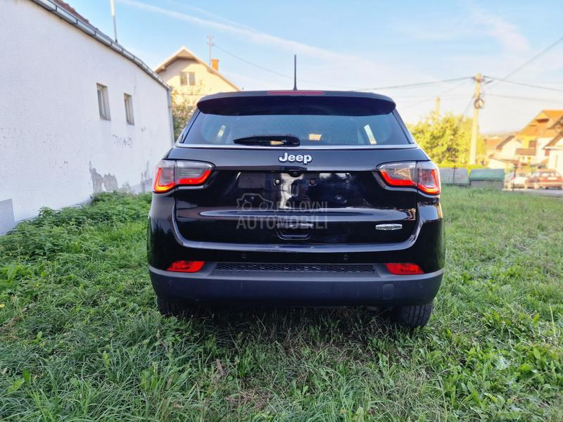 Jeep Compass LONGITUDE