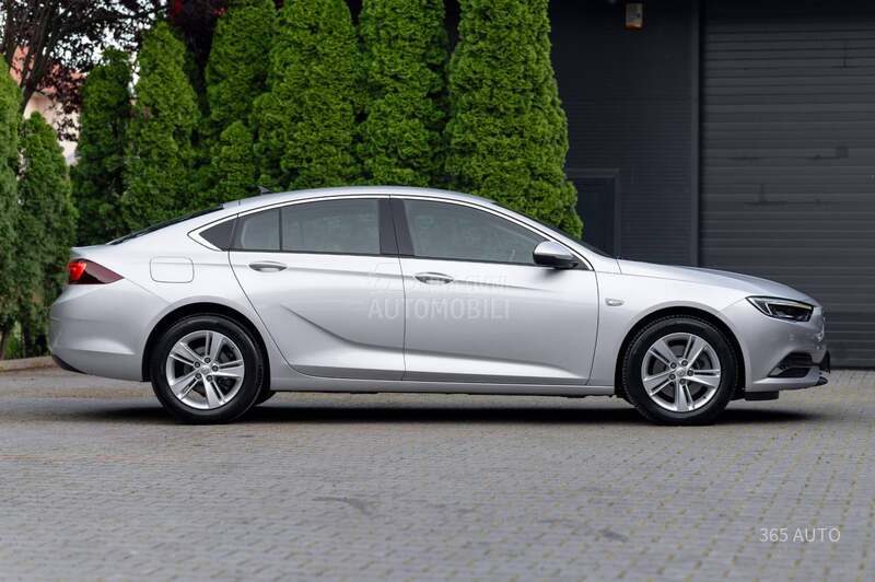 Opel Insignia AT/MATRIX/2.0 170