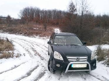 Honda CR-V -  kompletan auto u delovima