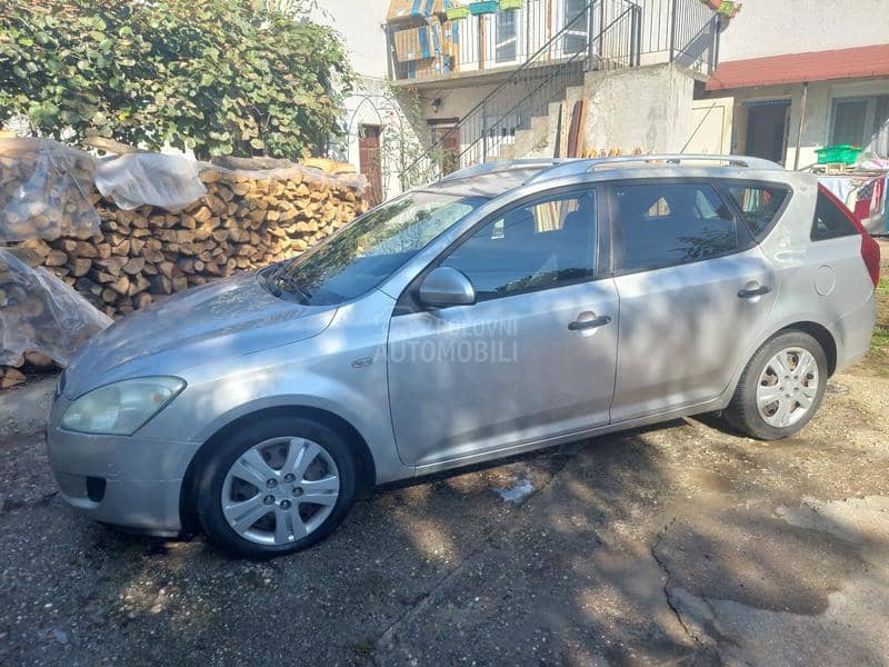 Kia cee`d sw 