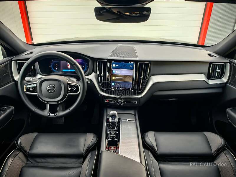 Volvo XC60 B4/4x4/360/ACC/21