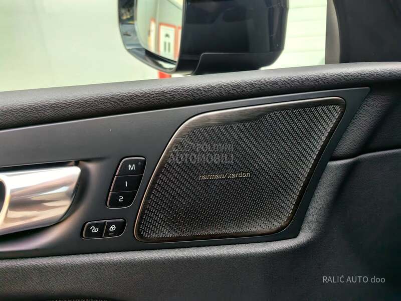 Volvo XC60 B4/4x4/360/ACC/21