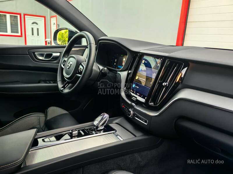 Volvo XC60 B4/4x4/360/ACC/21