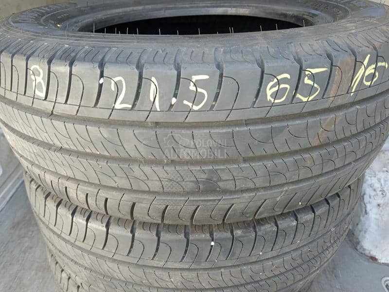 Goodyear 215/65 R16 Letnja