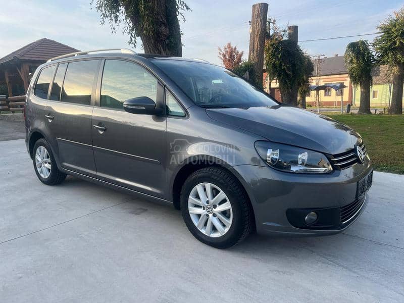 Volkswagen Touran 1.6 DSG