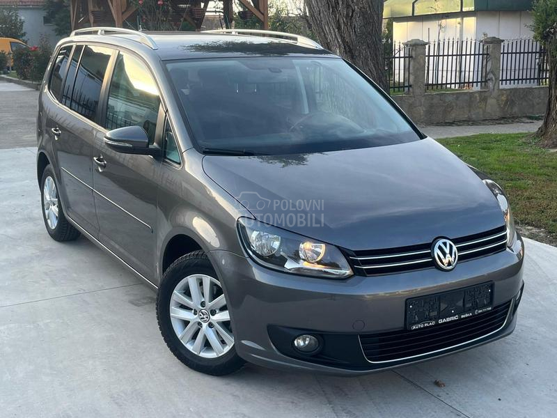 Volkswagen Touran 1.6 DSG