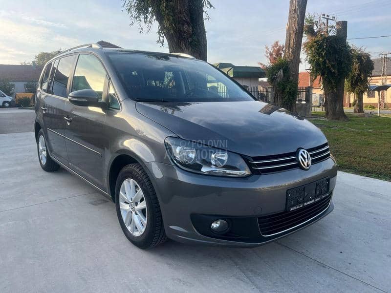 Volkswagen Touran 1.6 DSG