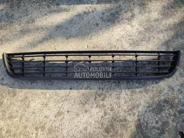 Centralna rešetka crna za Volkswagen Golf 6 od 2008. do 2013. god.