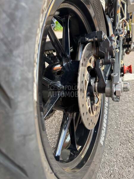 KTM DUKE 200