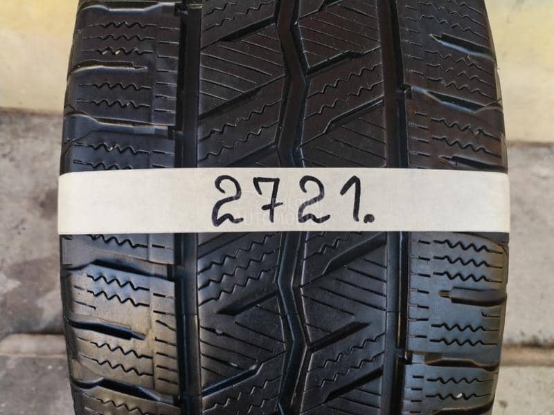 Hankook 215/60 R17 Zimska