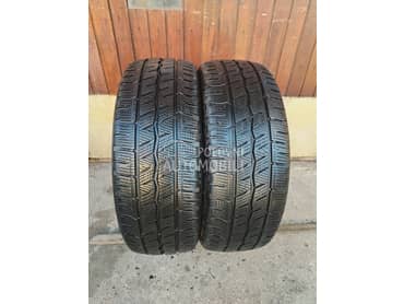 Hankook 215/60 R17 Zimska