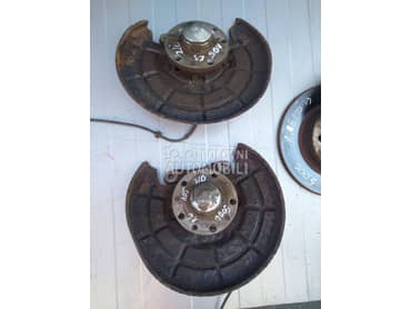 Zadji lezaj tocka za Fiat 500L