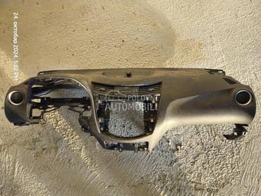 Instrument tabla za Nissan Navara od 2015. do 2021. god.