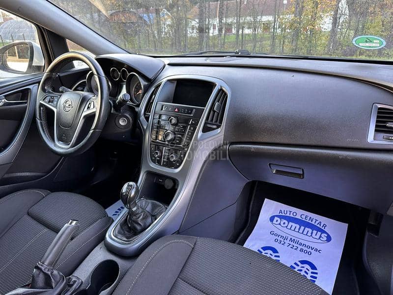 Opel Astra J 1.6 CDTI
