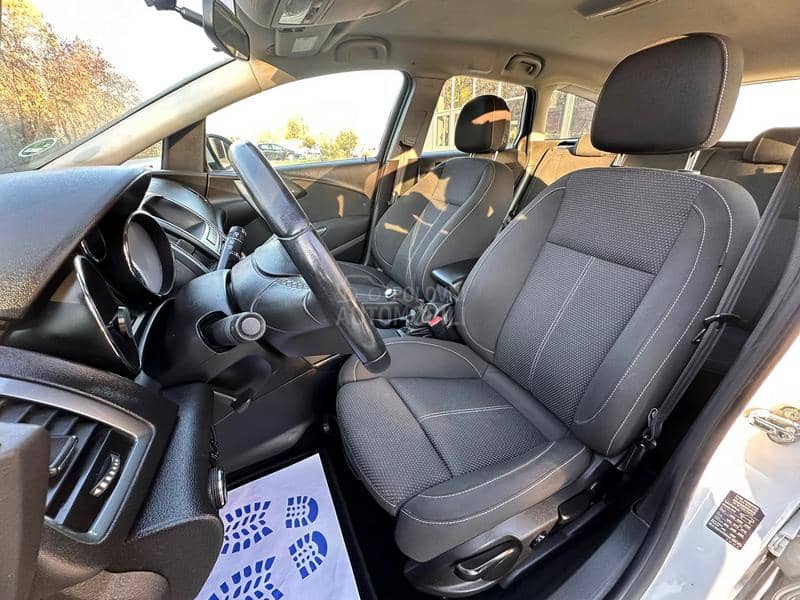 Opel Astra J 1.6 CDTI