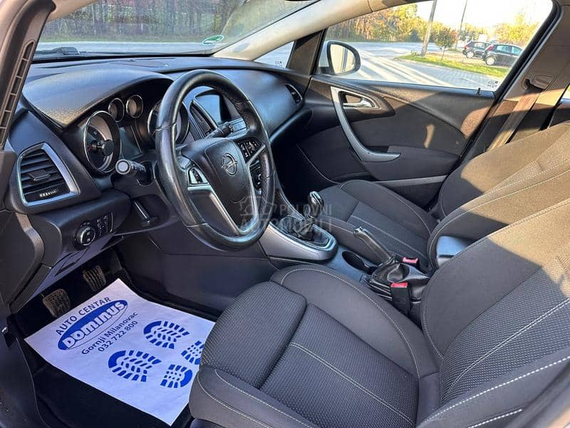 Opel Astra J 1.6 CDTI