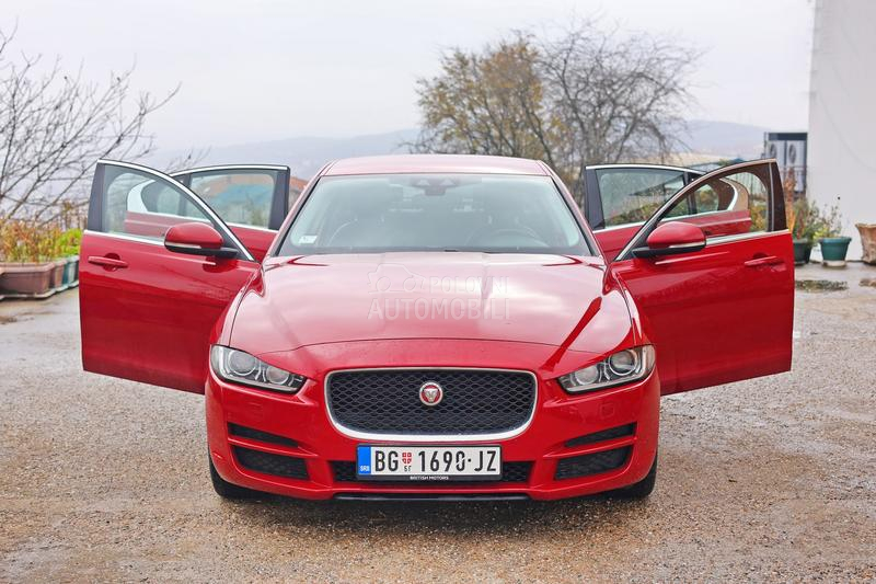 Jaguar XE 2.0