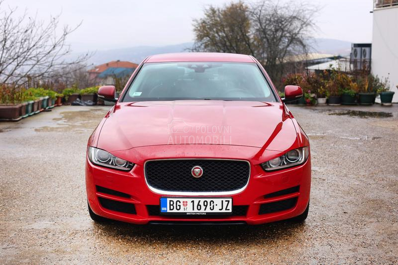 Jaguar XE 2.0