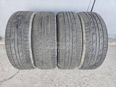 Kumho 205/55 R17 Letnja