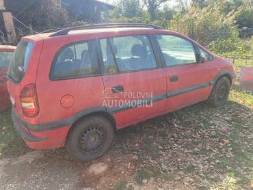 Opel Zafira -  kompletan auto u delovima