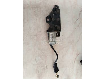 soft close brava gepeka za BMW Serija 5 od 2004. do 2010. god.