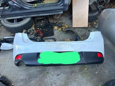 Zadnji branik za Mazda 3 od 2009. do 2012. god.