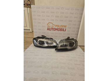 Levi i desni xenon far za Audi A3 od 2009. do 2011. god.