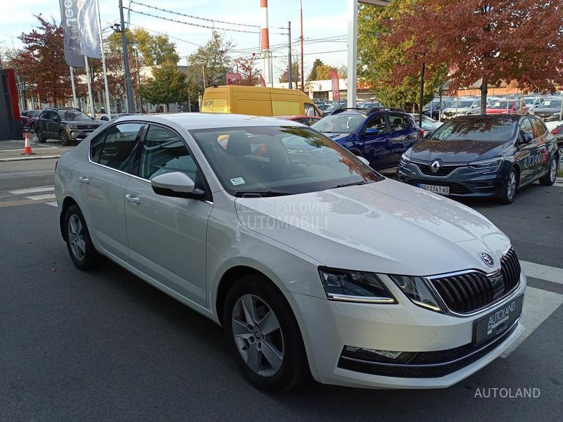 Škoda Octavia 1.6 TDI Style DSG