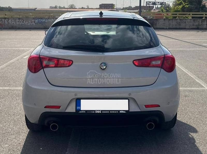 Alfa Romeo Giulietta 2.0 JTDM-Švajcarska