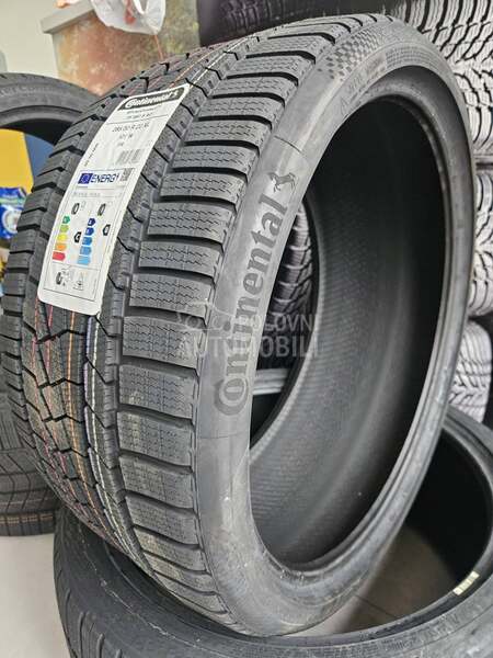 Continental 285/30 R22 Zimska