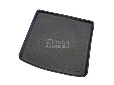 Kadica za gepek karavan gornja za Škoda Fabia od 2015. do 2020. god.