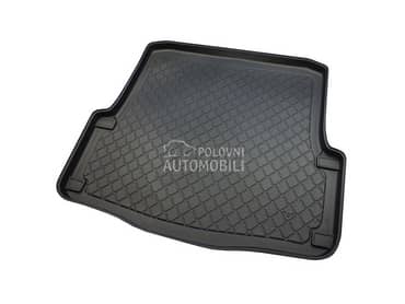 Kadica za gepek karavan donja za Škoda Octavia od 2004. do 2013. god.