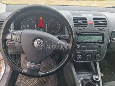 Trokraki volan za Volkswagen Golf 5