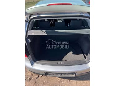 Roletna gepeka za Volkswagen Golf 5