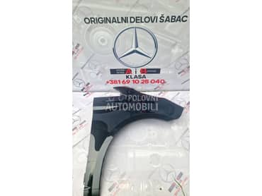 Desno krilo Mercedes Vito