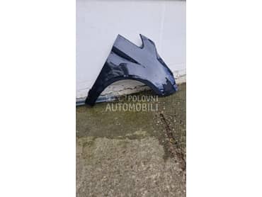 Desno krilo Mercedes Vito