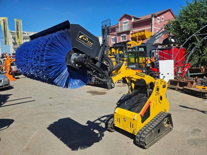 RIPPA mini utovarivac