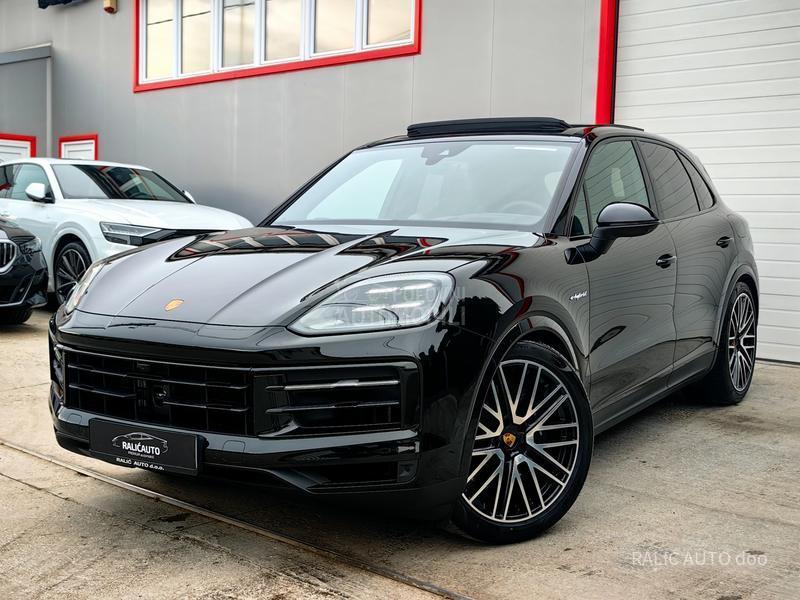 Porsche Cayenne E-Hybrid/SportDesign