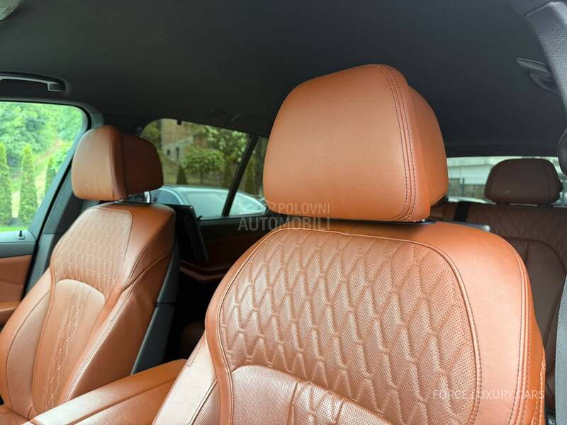 BMW X5 xDrive45e Individual