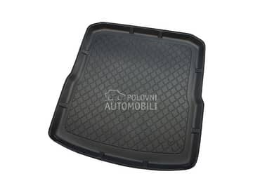 Kadica za gepek karavan za Škoda Superb od 2009. do 2015. god.