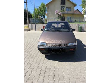 Nissan Praire -  kompletan auto u delovima