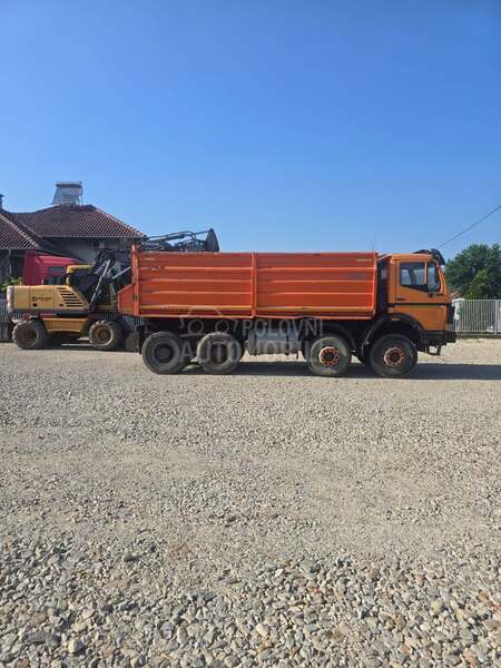 Mercedes Benz 3535