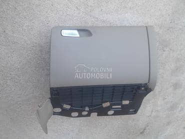 ladica a4 b8 za Audi A4