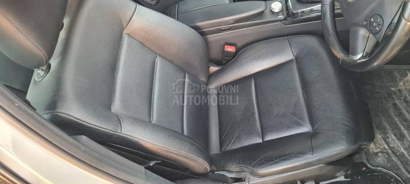 Mercedes Benz E 200 W212 2011. god. -  kompletan auto u delovima