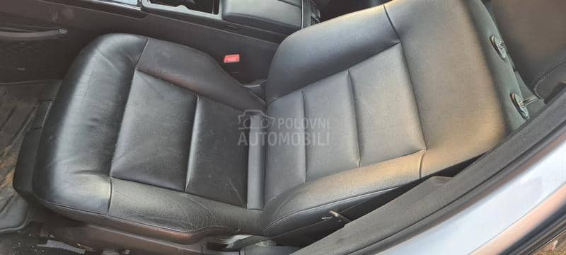 Mercedes Benz E 200 W212 2011. god. -  kompletan auto u delovima