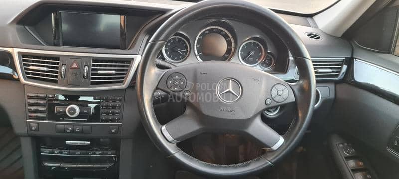 Mercedes Benz E 200 W212 2011. god. -  kompletan auto u delovima