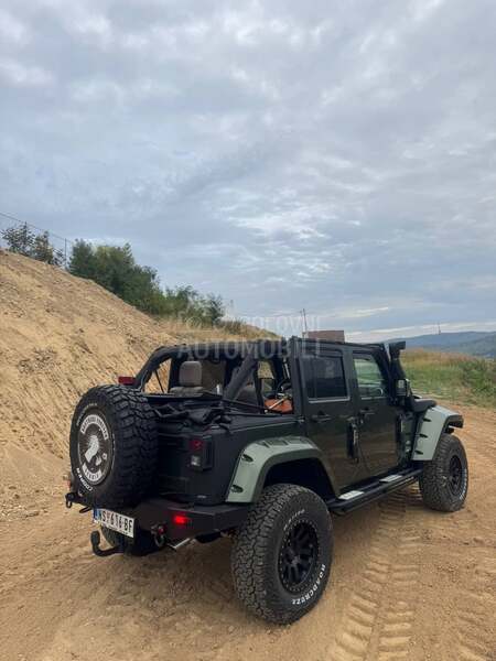 Jeep Wrangler Sahara