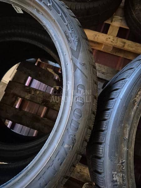 Goodyear 315/30 R22 Zimska