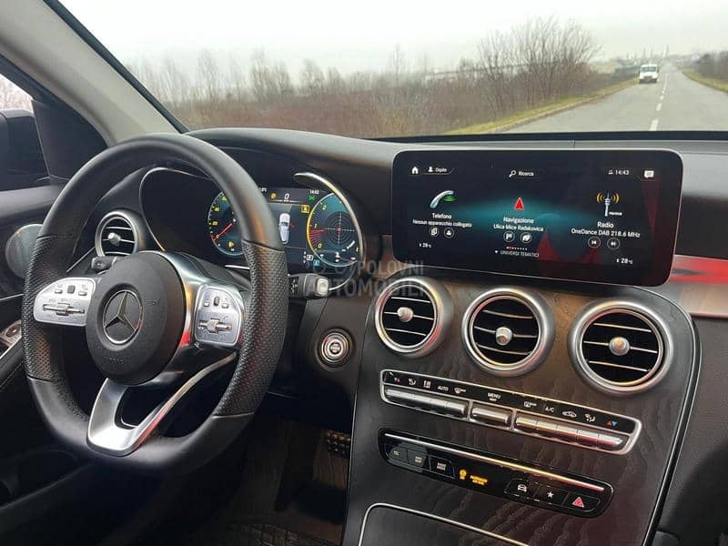 Mercedes Benz GLC 300 AMG,PANO